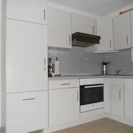 Blanker Hans, Badestrasse Apartment